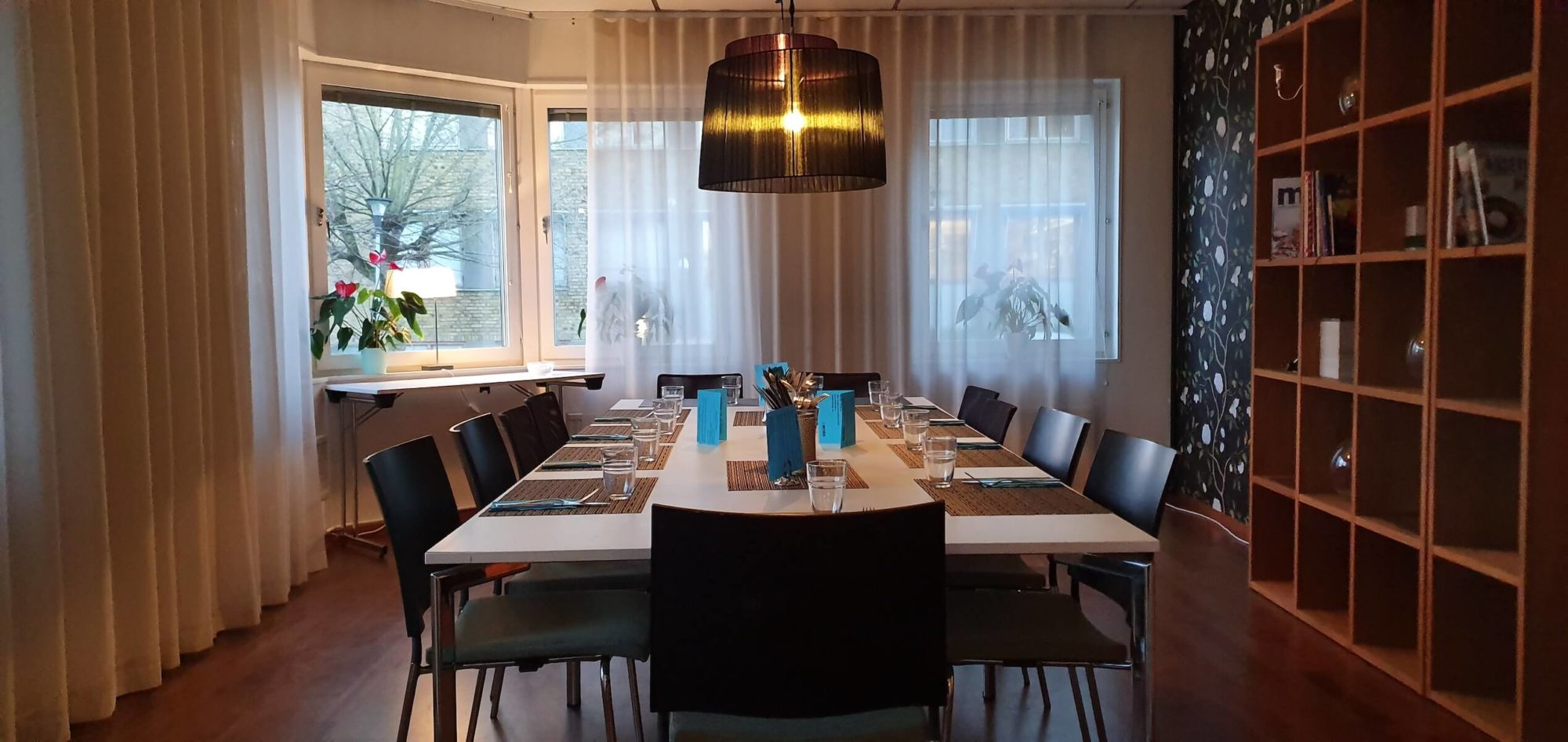 Perfekt för affärslunch samtidigt som du har möte samt mindre, informella möten.